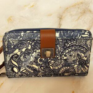 Sakroots Crossbody Wallet Convertible, Navy and White